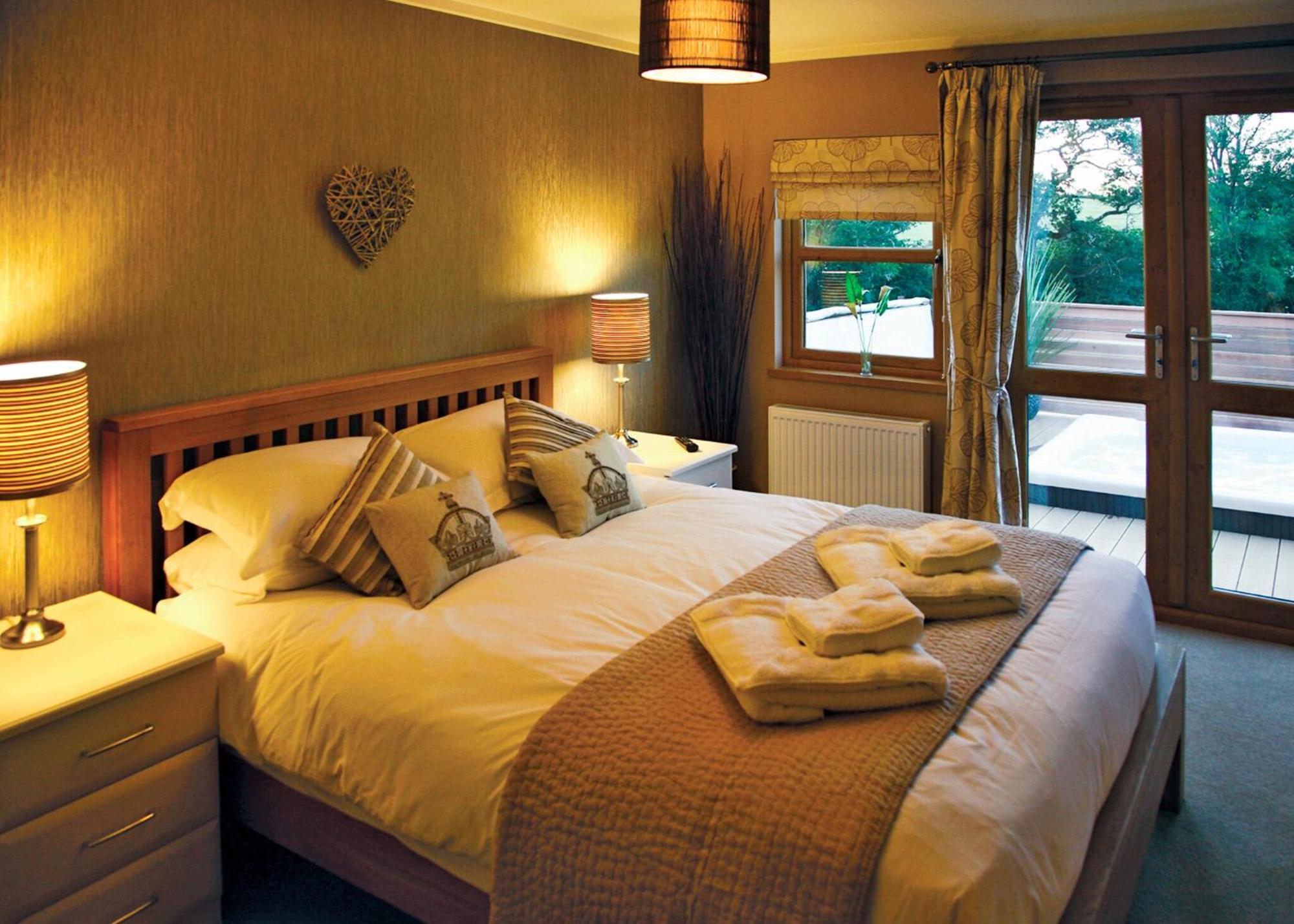 Upton Lakes Lodges Cullompton Rum bild